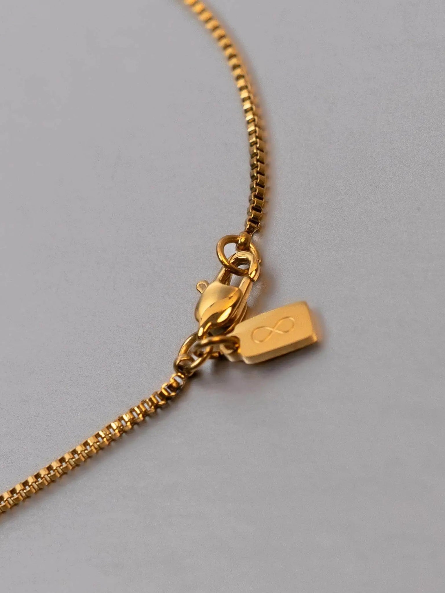BOX HALSKETTE GOLD